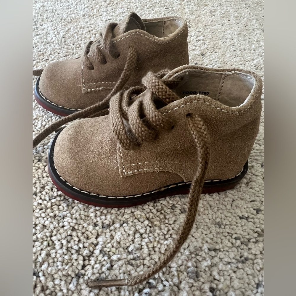 FootMates infant shoe